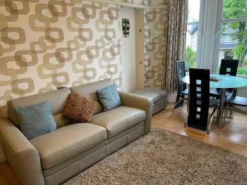 Scotstoun 1 Bed Flat, Glasgow (zdjęcie 2)