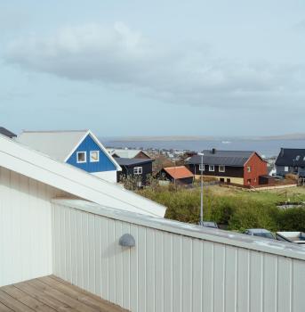 2BR Apt - Balcony and Sea Views - Parking - Tórshavn, Tórshavn (Foto 2)
