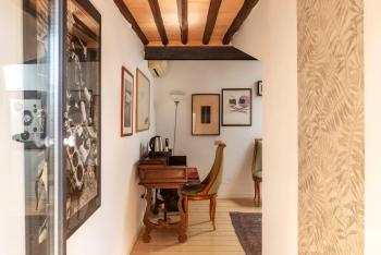 White Room with bathroom and Shared Terrace, Rome (photo 2)