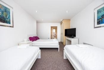 Western Apartments Excel, London (photo 5)