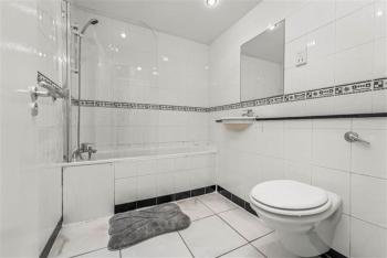 Cheap modern room, Dublin (fotografie 4)