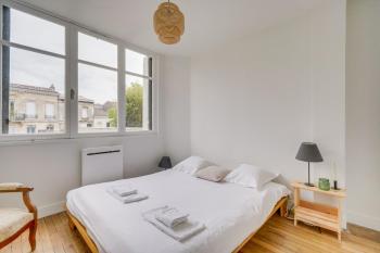 Charming, modern flat with private parking, Bordeaux (Foto 4)