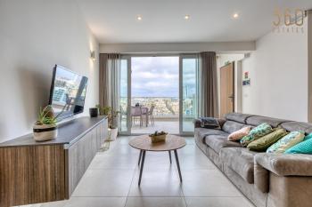 2BR Penthouse with views overlooking Pietà Marina by 360 Estates, Pietà (fotografie 2)