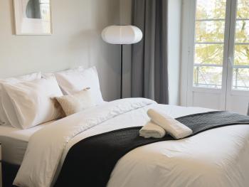 ENTRECAMPOS 1 l Stylish Stay 1 min to Metro & 5 min to Campo Grande Park, Лиссабон (фото 5)