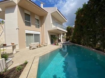 Elegant, villa with pool in Athens Riviera, Atény (fotografie 2)