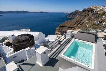 1809 Villa by Thireas, Fira (photo 2)