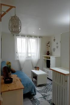 Studio indépendant Chez l'hôte - possibilité parking gratuit - 5 min Métro accès rapide toute la Ville - 15 min Elyamaje, Marseille (photo 2)