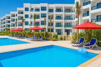 Elegant Family Chalet with Pool View in Porto Said Resort, `Ezbet Shalabi el-Rûdi (фото 2)