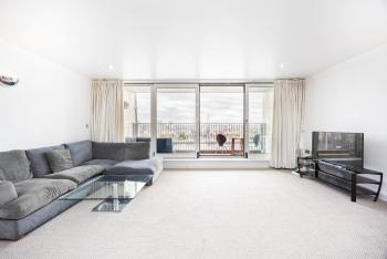 Western Apartments Excel, London (photo 3)
