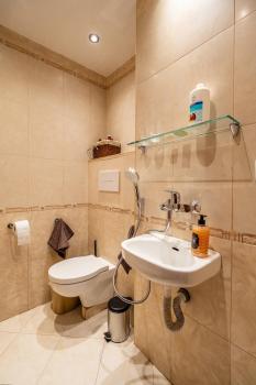 Elegant Aristocratic 2 BDRM Flat, TOP Location, Sofia (Foto 4)