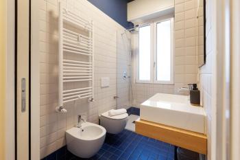 GuestHost - Cozy Studio Apartment Tortona Milan, Милан (фото 4)