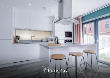 Modern 5 Bedroom House in Manchester by PureStay - Short Stay with Service Accommodation & Free Parking, Manchester (photo 5)