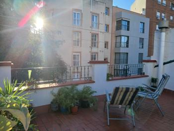 Bonita habitación Doble con aire acondicionado y salida a gran terraza, Málaga (foto 2)