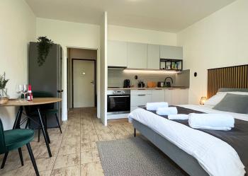 New cozy studio, AC & Balcony, Братислава (фото 3)