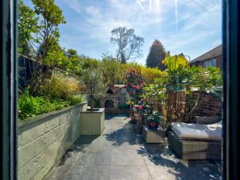Pass the Keys Stunning Home sleeps 6, Manchester (photo 4)