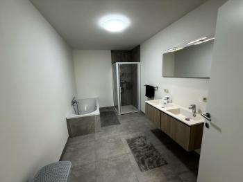 House with garden, fireplace and hot tub, Kinrooi (фото 3)