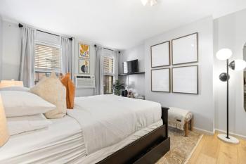 Studio Haven in Times Square & Nearby Restaurants, New York (photo 3)