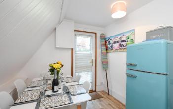 Chalet 73, Deal (Foto 3)