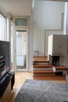 Architectural townhouse with sauna and patio, Helsinki (photo 4)