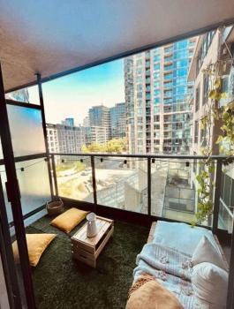Studio for 2 in Downtown Toronto, Toronto (photo 5)