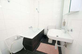 Spacious Parkside Apartment in Central Zurich with Balcony, Zúrich (foto 5)