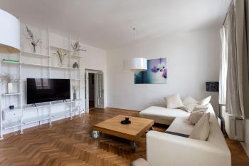 Bright stylish central apartments Prague, Praha (fotografie 3)