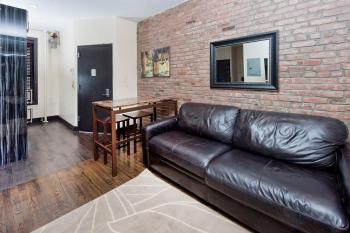 The Ideal II Vibe 8558, New York (photo 5)