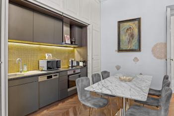 Count Zrinyi Basilica Luxurious Residence, Budapest (photo 4)