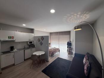 ML Apartments Almada panoramic balcony, Porto (fotografie 3)
