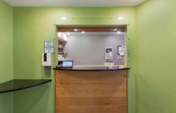 Extended Stay America Select Suites - Cleveland - Airport, Cleveland (photo 3)