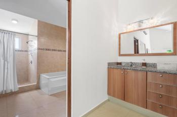 Villa at Palmas with Jacuzzi, Rooftop, Generator 24-7, Humacao (foto 2)