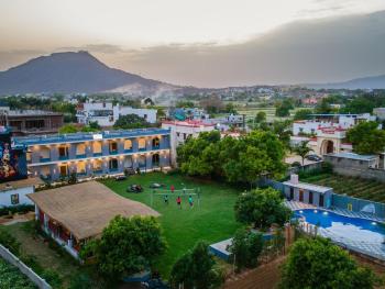 Moustache Pushkar, Puškar (fotografie 4)