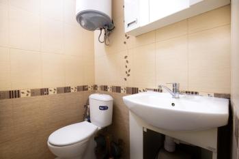 Nova Guesthouse - Private En-Suite Rooms I Sofia Center I Self Check-In, Sofía (foto 3)