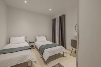 Luxurious, Żejtun (fotografie 3)