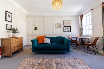 Pierrepont Street - Most Central Location - Charming 1-Bed Apartment, Bath (photo 2)