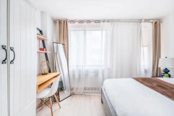 75-4A Brand new 3BR Prime UES W D in unit, New York (Foto 4)