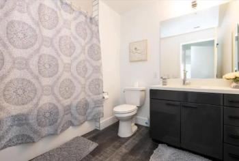 Snazzy 3 Bedroom High Rise with Pool, Hot Tub and Rooftop Deck, Los Angeles (fotografie 2)