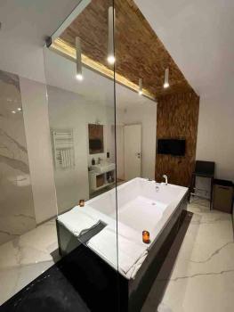 Lozenets Executive Apartment with Private Parking, София (фото 4)
