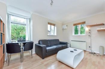 1 Bedroom Flat in Canada Water, Londres (photo 2)