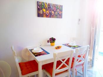 Sunny Apartment - Top center, Sofia (photo 2)