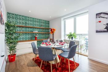 Chiswick Park 3 bed 3 bath West London - Parking, Londýn (fotografie 4)