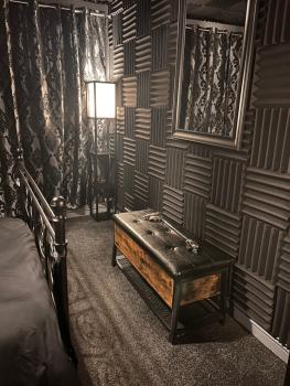 Asmodeus Studio - Kinky adult only stay, Gloucester (foto 3)