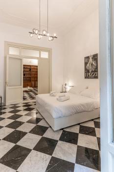 Large two-room apartment within walking distance of the Teatro Massimo, Palermo (zdjęcie 3)