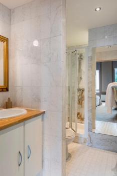Beautiful & Well-located Canal Apartment, Amsterdam (photo 3)