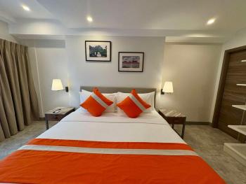 Sheryll Escapes - La Grande 11th floor, Phase 2, luxury 1BR balcony, Angeles (foto 2)