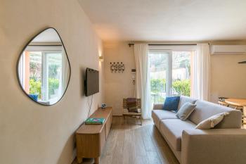 GuestHost - 3-room Apartment, garden & pool, Como (foto 4)