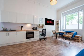 Modern, Central flat with workspace, Berlin (photo 2)