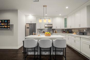 Stylish 3BR Designer Home in Harlem!, New York (Foto 3)
