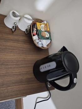 Double Room With Private En-suite, Edinburgh (photo 5)