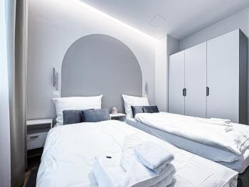 2 BDR - Apartment Magnificence, in Vienna's City Center, Vienna (photo 4)